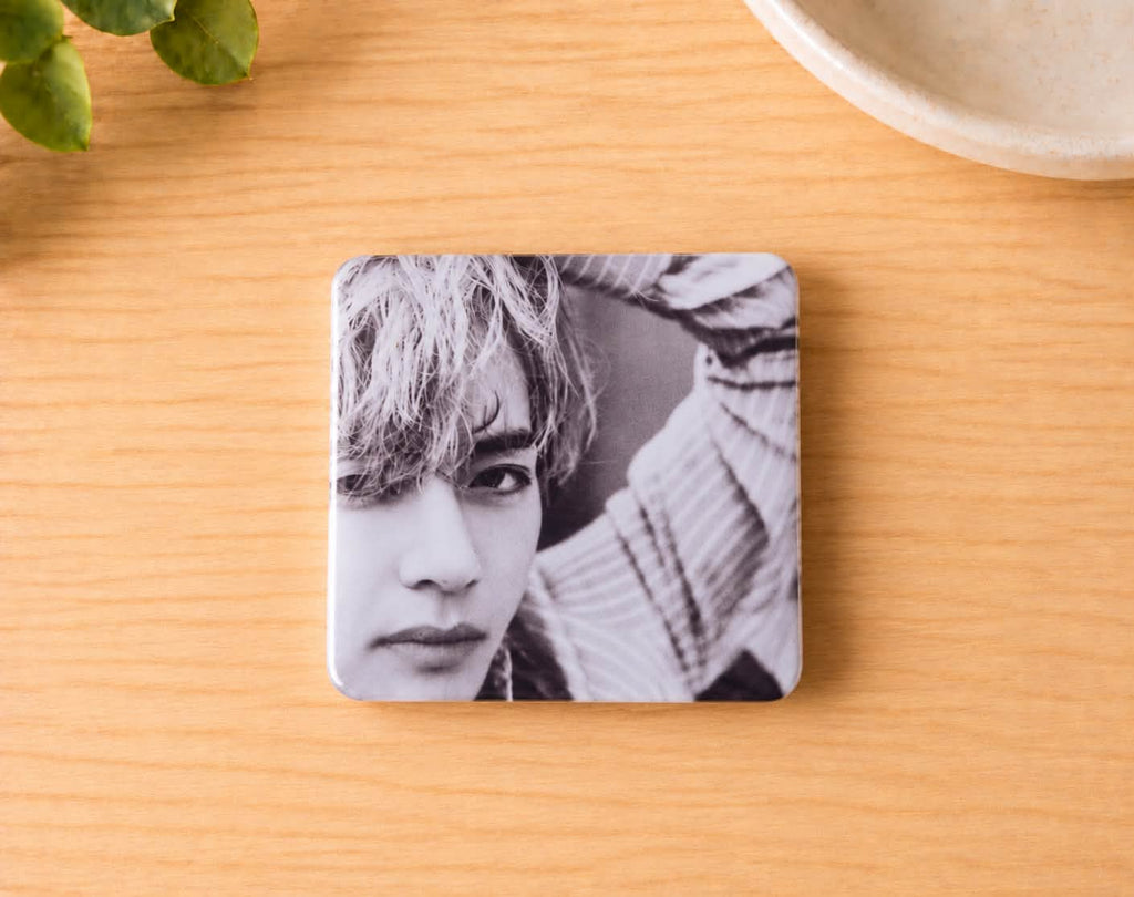 Kim Taehyung magnet